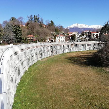 Appartamento Lettera 22 Ivrea Exteriör bild