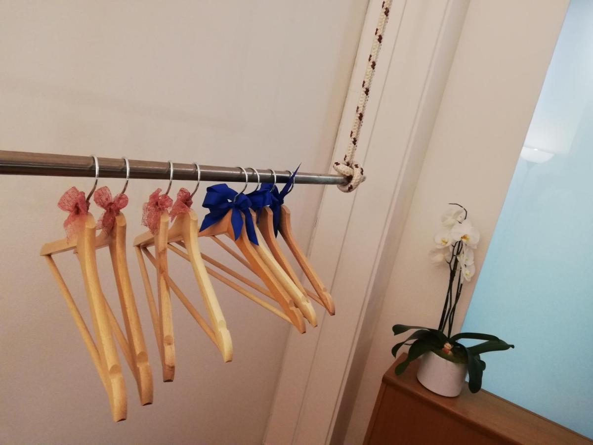 Appartamento Lettera 22 Ivrea Exteriör bild
