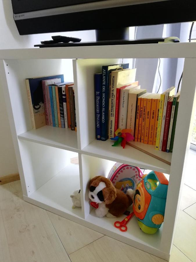 Appartamento Lettera 22 Ivrea Exteriör bild